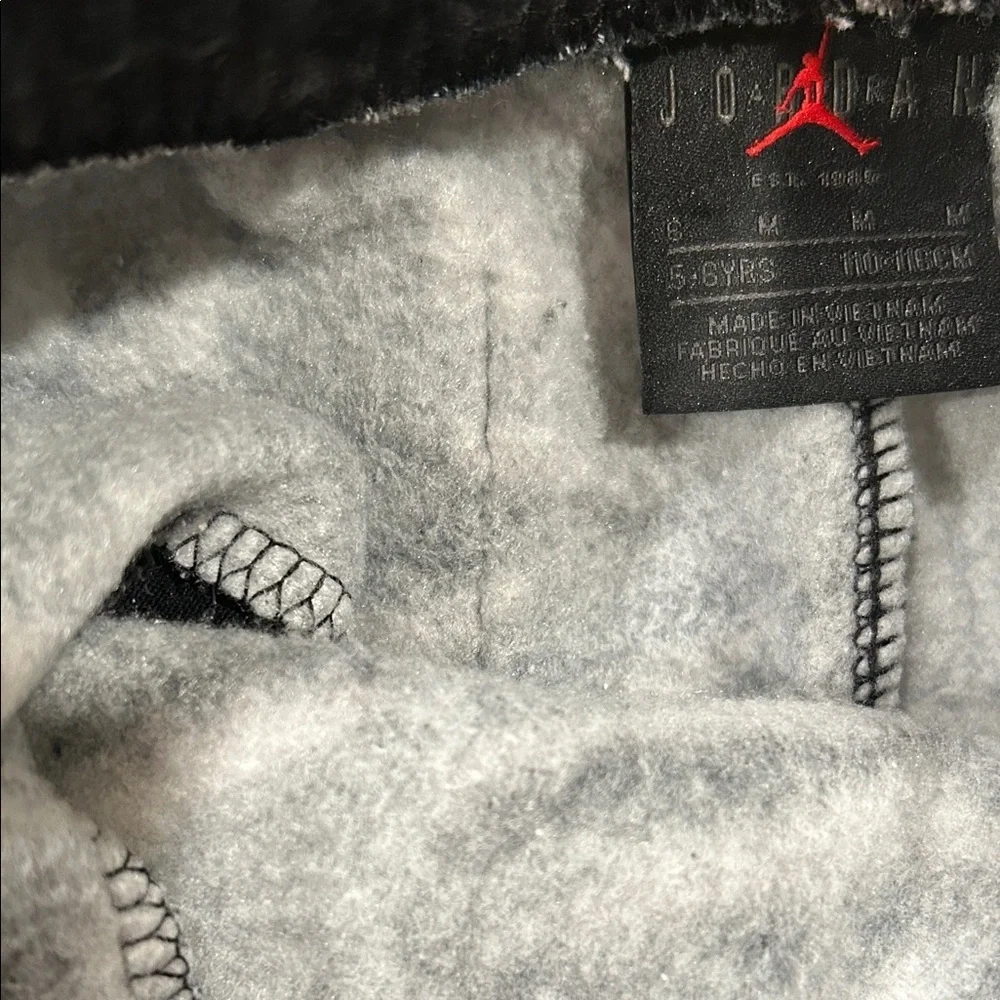Jordan Kids Black Grey 3D Logo Print Fleece Joggers Sweatpants Size 6 5-6 Years